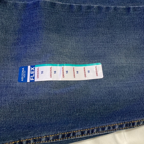 NEVER WORN- NEW - Arizona Boys Jeans Size 16 Original - Picture 5 of 6